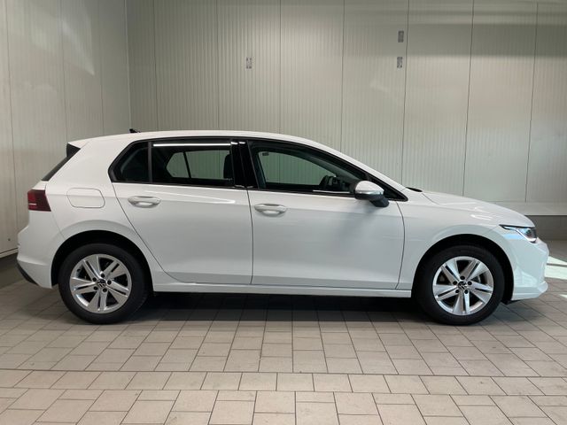 Golf VIII Life 1.5 TSI LED KAM SHZ ACC