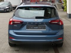 FORD Focus Turnier Cool & Connect