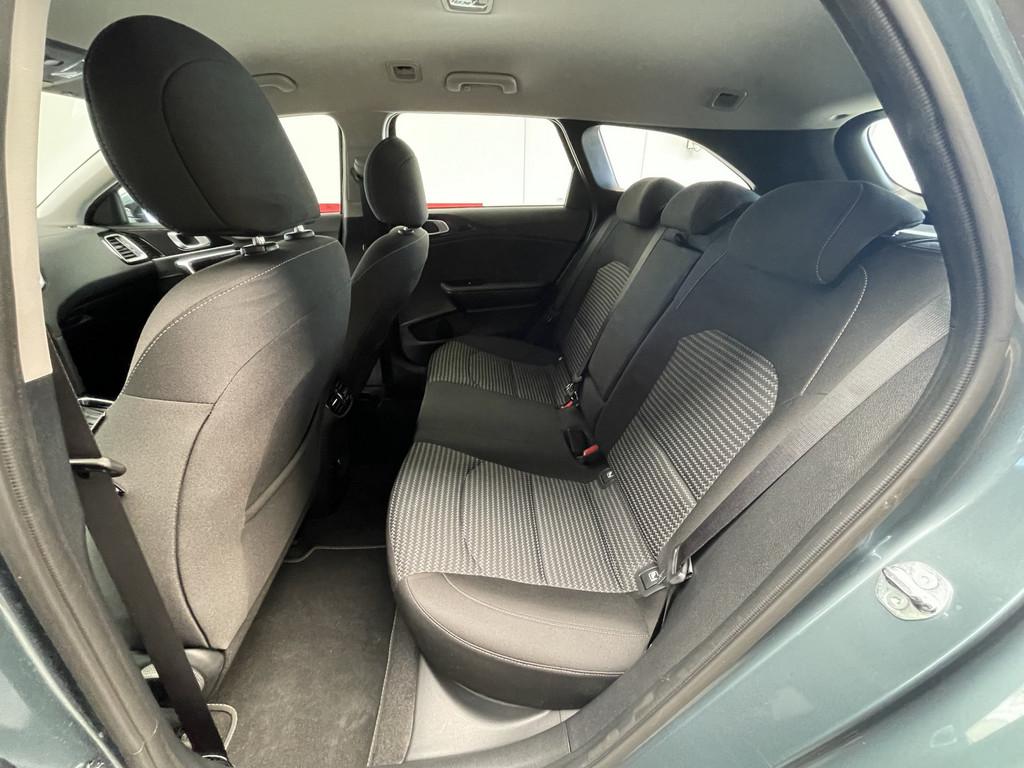Kia Ceed SW 1.5 T-GDI DCT Spirit