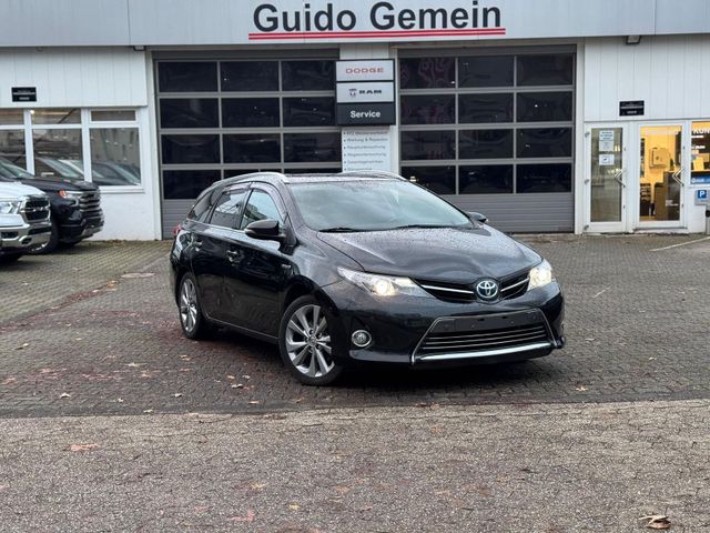 Toyota Auris Touring Sports Hybrid Executive