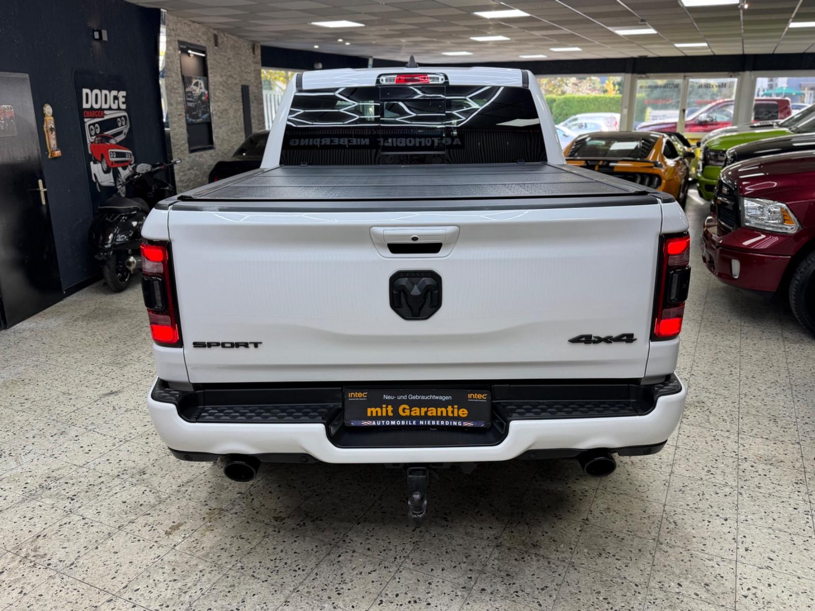 Dodge Ram 5.7 HEMI 4X4 Sport / Pano / ACC / 360° / 12", миниатюра 16