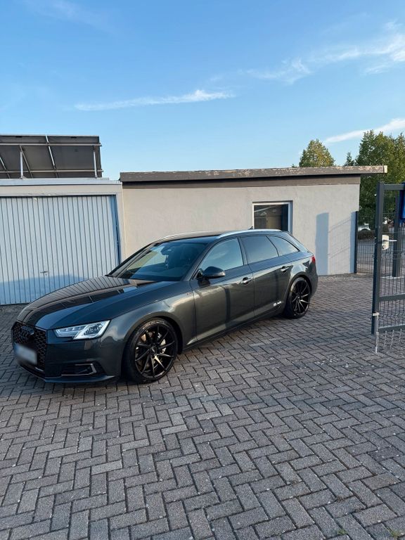 Image of Audi A4