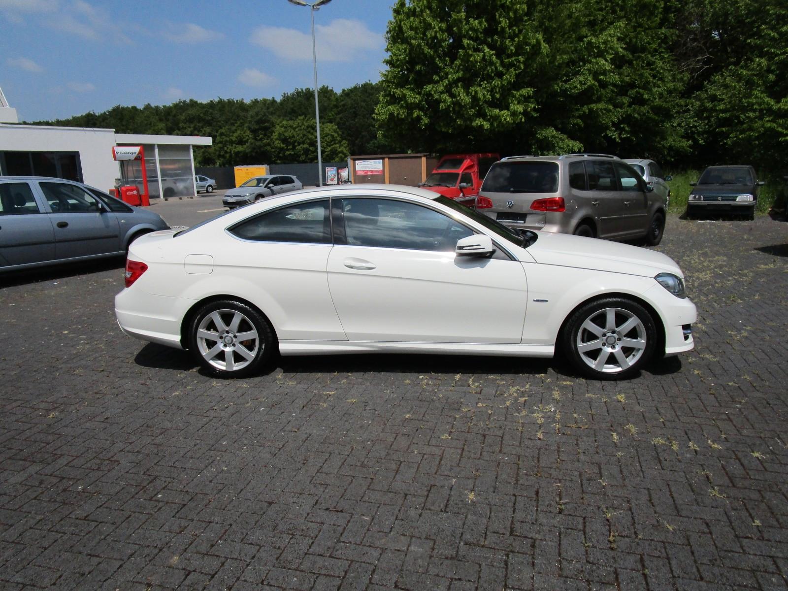 Mercedes-Benz C 250 C -Klasse Coupe C 250 CDI AMG-PAKET