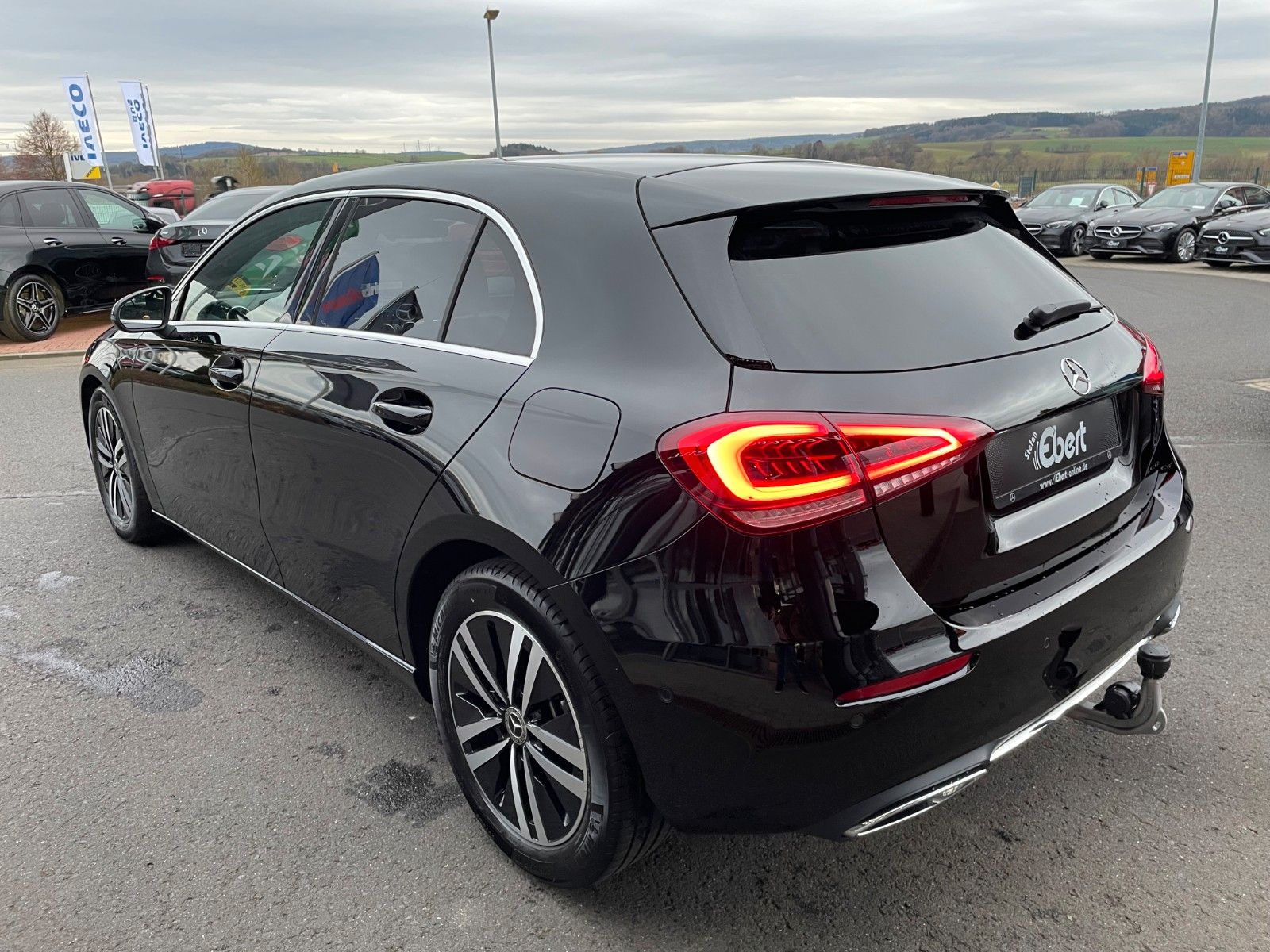 Fahrzeugabbildung Mercedes-Benz A 200 d Progressive AHK+MBUX+R-Kamera+Distr