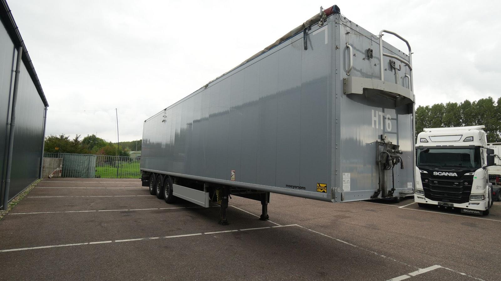 Kraker 3 AXLE WALKING FLOOR 90m3