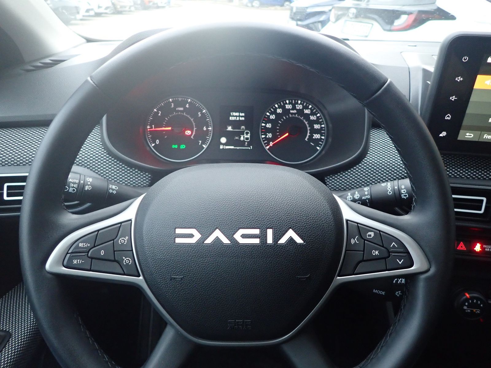 Fahrzeugabbildung Dacia Sandero III Expression TCe 90, GJR,PDC