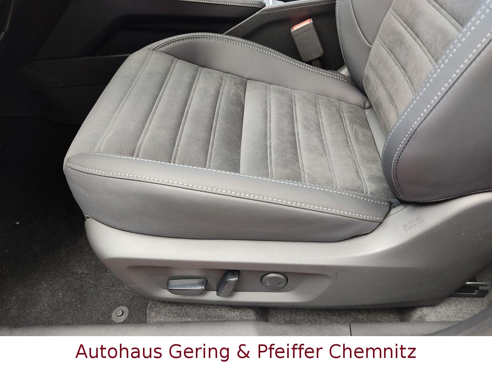 Mitsubishi Outlander PHEV Plug-in Hybrid Intro Edition