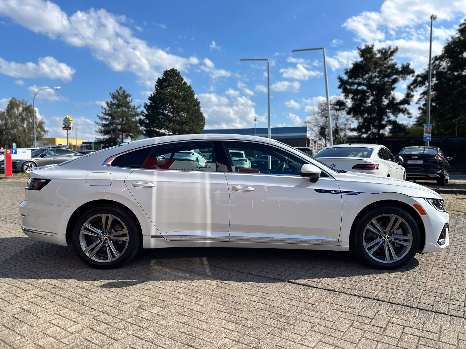 Volkswagen Arteon 2.0 TSI R-Line TAGESZUL 60 % unter UPE