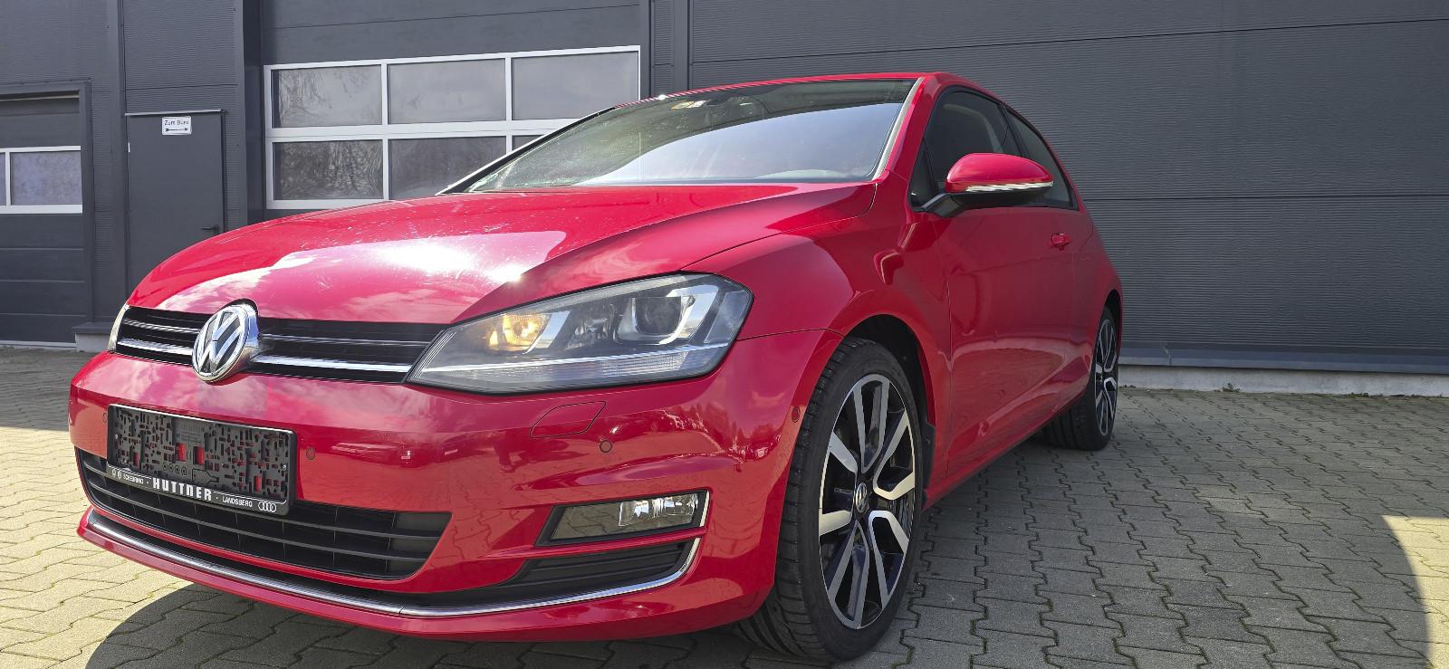 Volkswagen Golf VII Lim. Highline BMT AUTOMATIK*TEILLEDER*