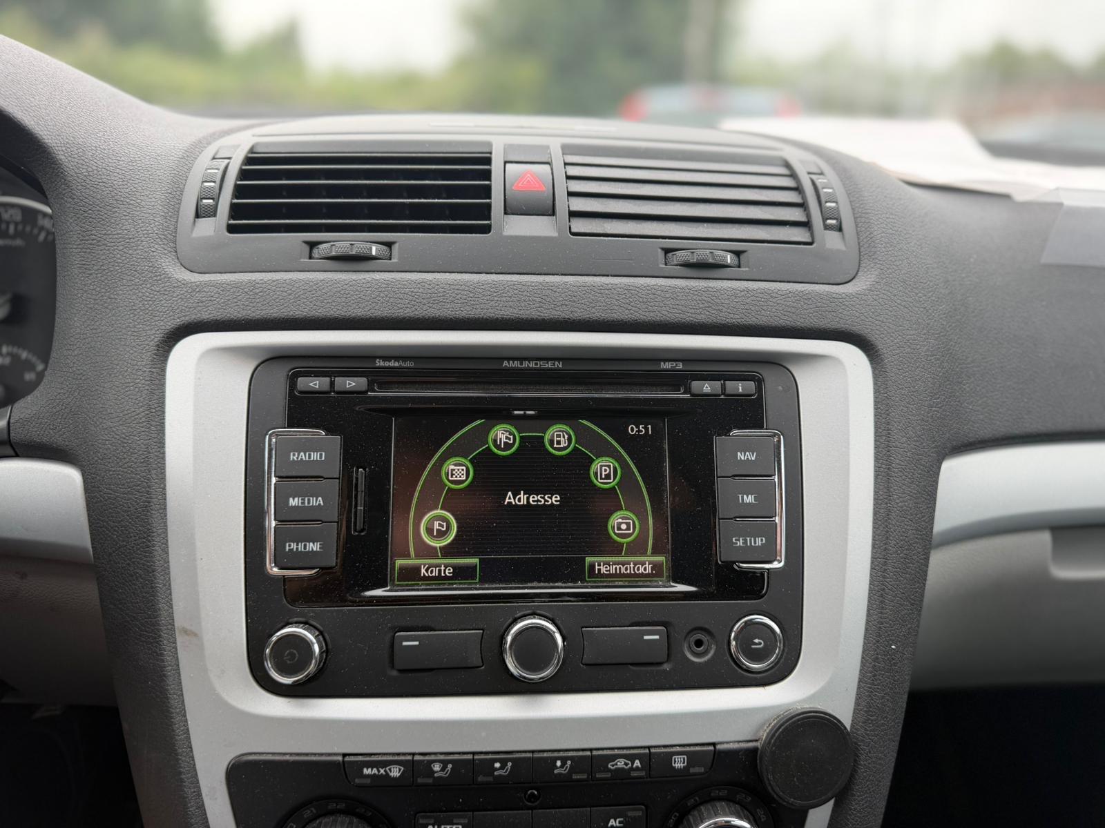Skoda Octavia 2011 — photo 9