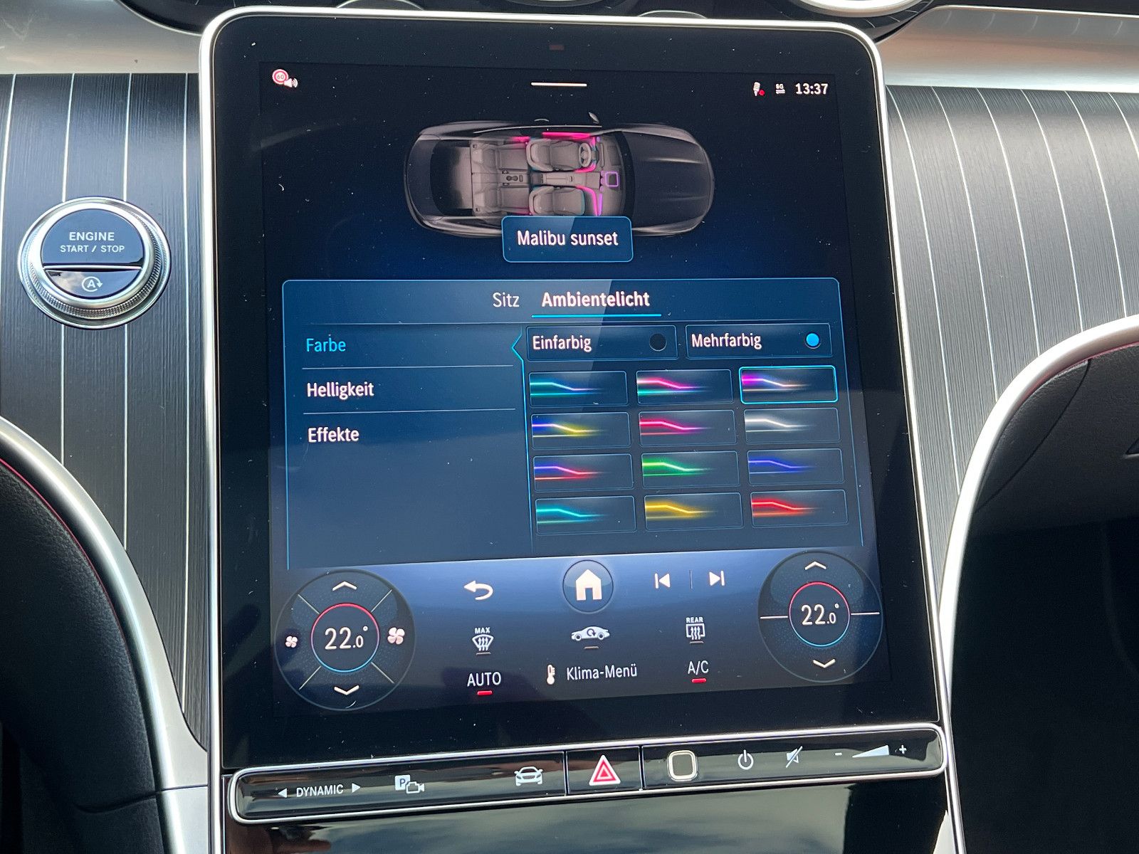 Fahrzeugabbildung Mercedes-Benz CLE 200 AMG LINE PREMIUM PANORAMA SITZKLIMA