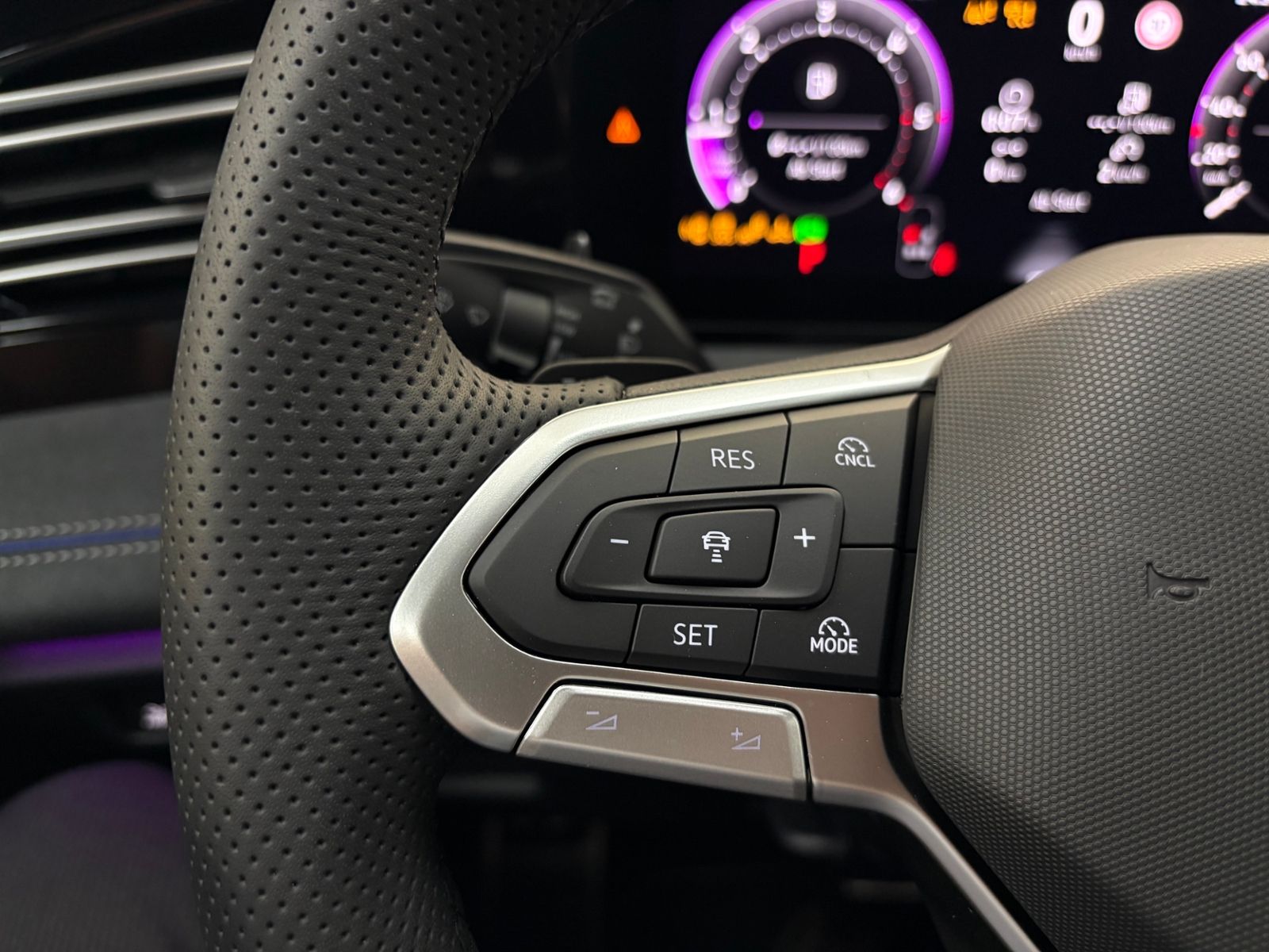 Volkswagen Tiguan - Bild 18