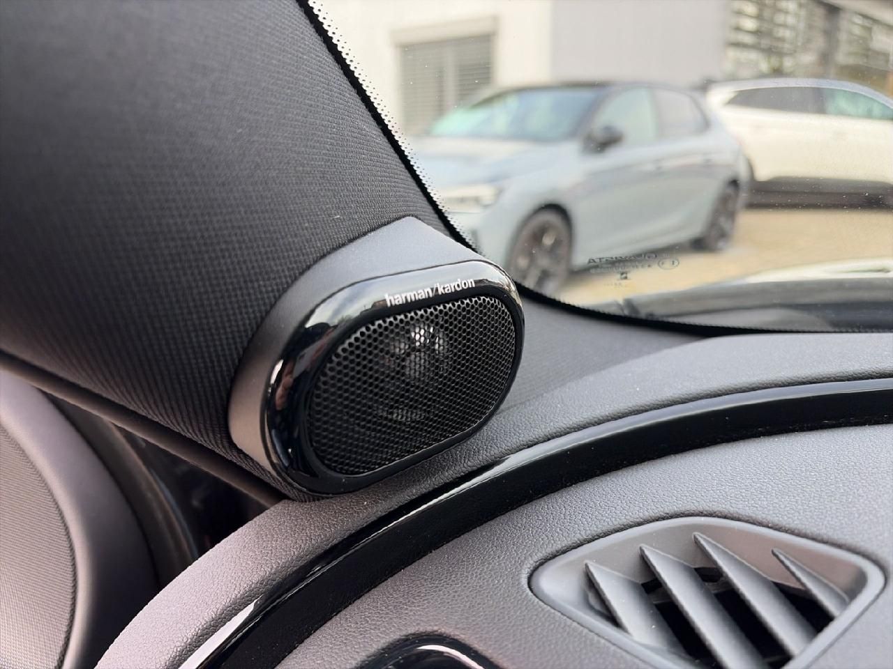 Fahrzeugabbildung MINI Clubman 2,0 S Automatik