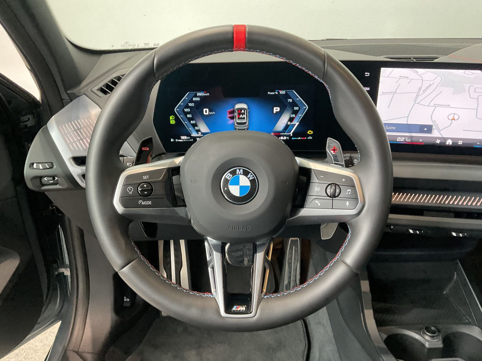 Fahrzeugabbildung BMW M135 xDrive |M Sportpaket Pro |Harman Kardon |19