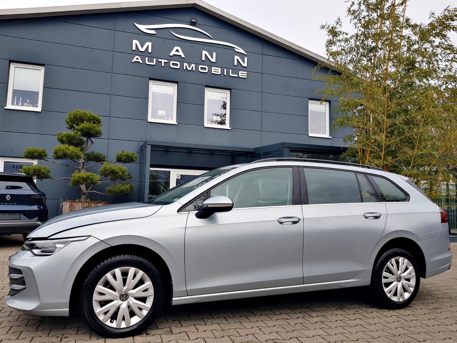 Volkswagen Golf VIII*2.0L*TDI*AUTOMATIK*LEDER*NAVI*HEAD-UP*