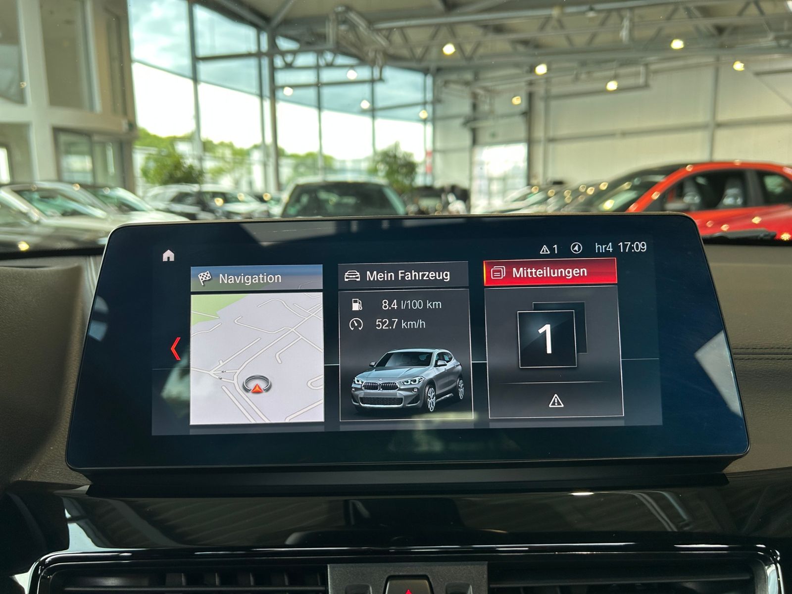 Fahrzeugabbildung BMW X2 M35 i xDrive Shadow PANO HUD H/K KAM