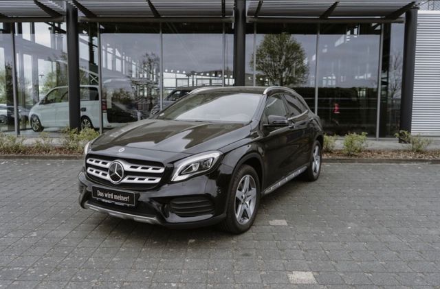 Mercedes-Benz GLA 250 4Matic AMG-LINE +NAVI+DISTRONIC+SITZHEIZ