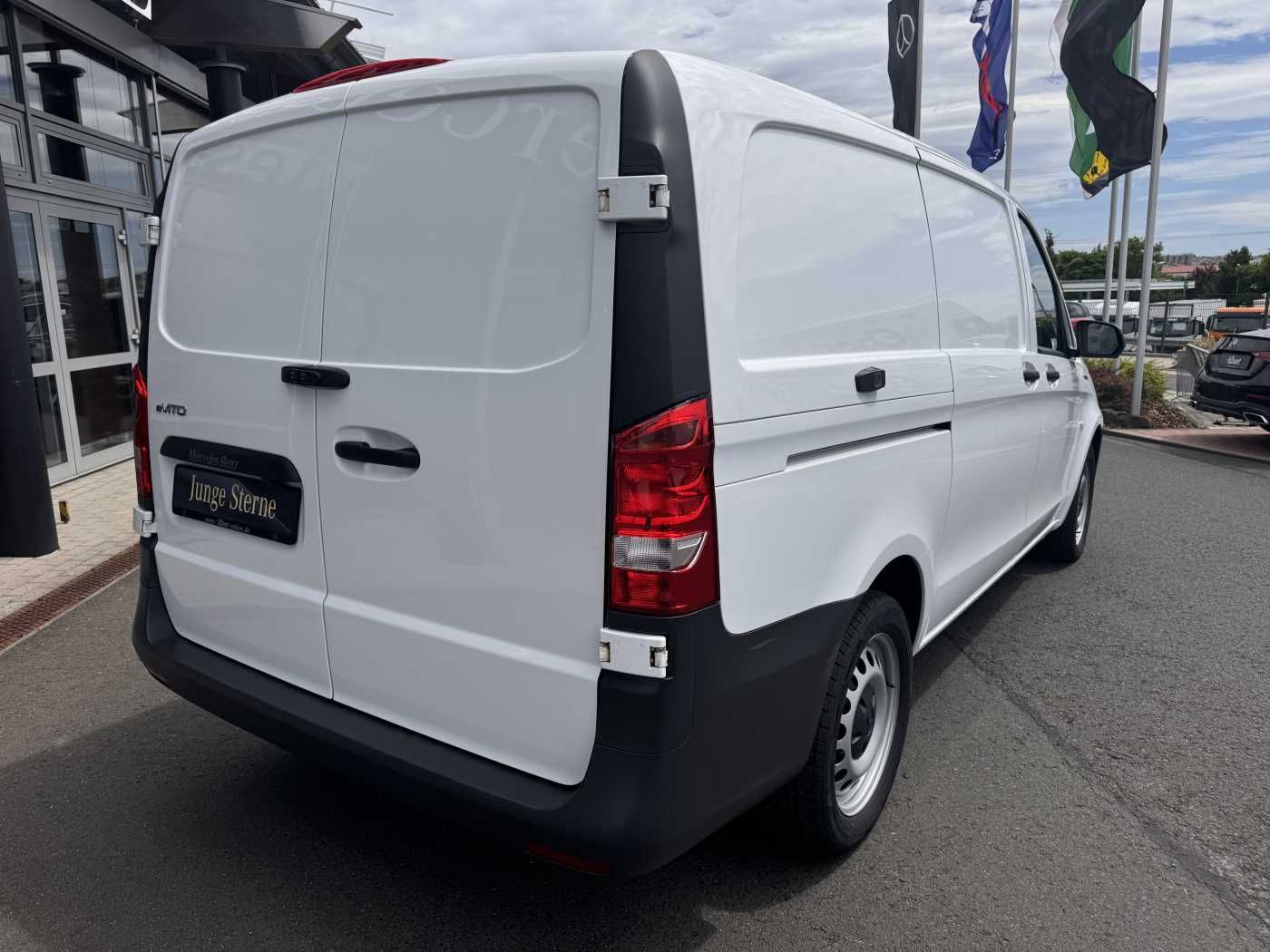 Fahrzeugabbildung Mercedes-Benz eVito 112 Klima Kamera Navi SHZ Tempomat