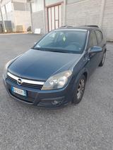 Opel Astra 1.7 CDTI 101CV 5 porte Enjoy - Opel Astra aus 2006 mit Diesel-Antrieb: Limousine