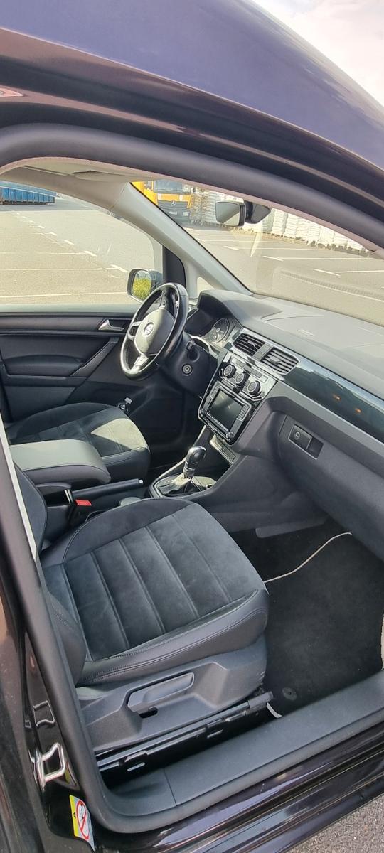Volkswagen Caddy 2,0TDI 110kW BMT DSG Highline 5-Sitzer