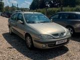 Renault Megane Dynamique 1.6*Aut.*TÜV+Service Neu* - gebrauchte Renault Megane aus dem Jahr 2000