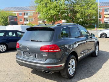 Volkswagen Touareg - 5