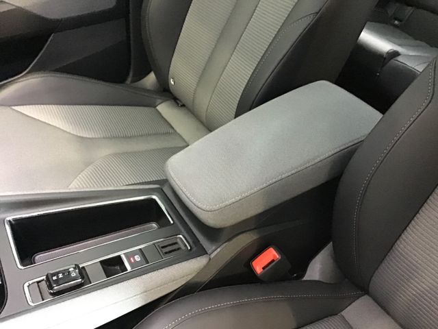 Fahrzeugabbildung Skoda Enyaq 60 Batteriezertifikat/Navi/Tempo/1-Hand