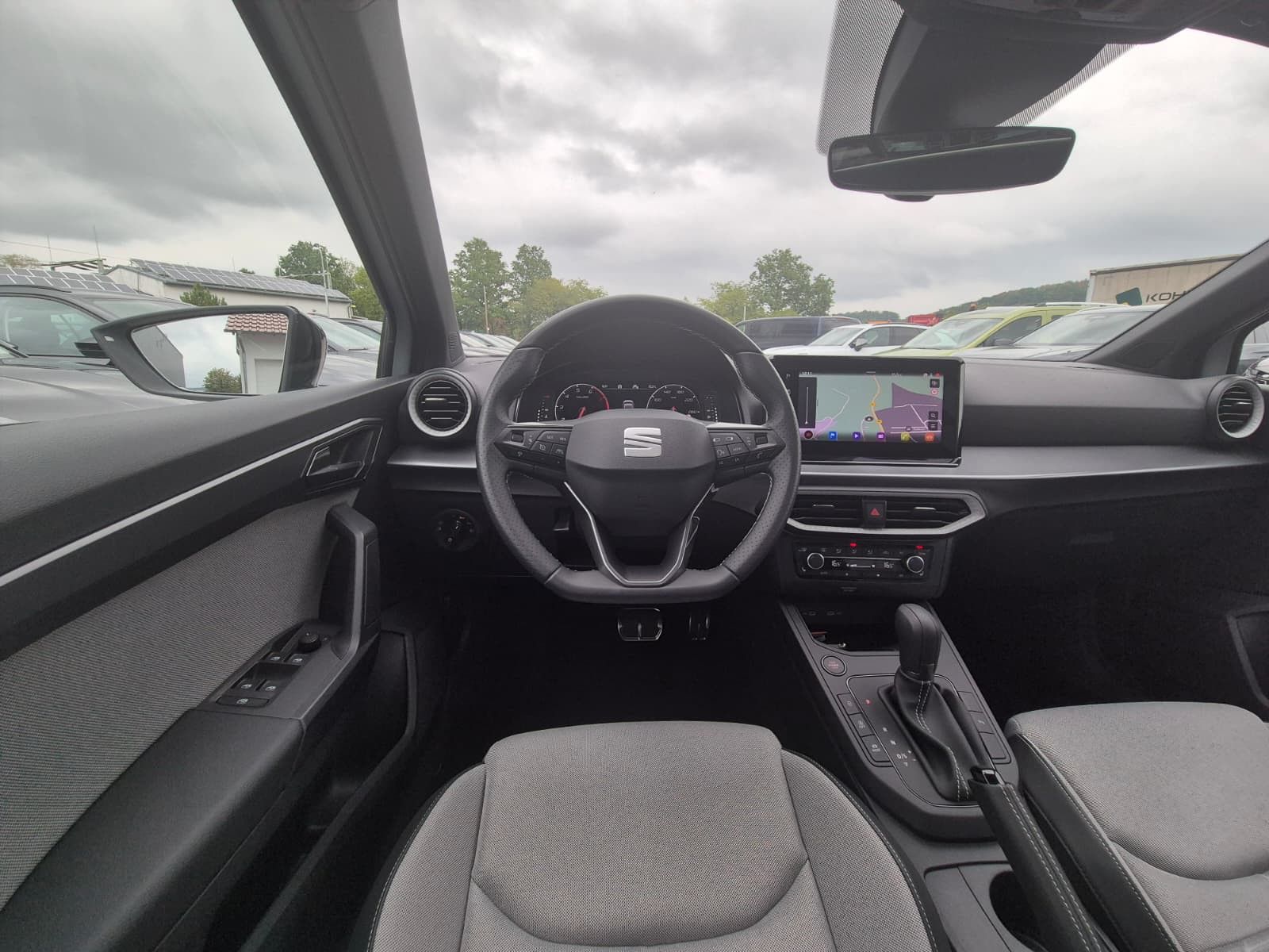Fahrzeugabbildung SEAT Ibiza 1.5 TSI FR Black Edition*LED*ACC*KAM*PANO