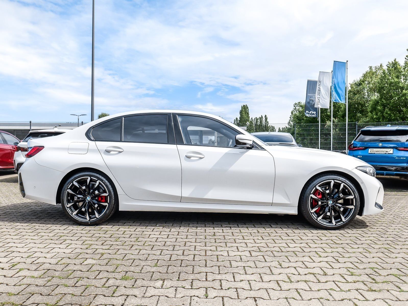 BMW 330 - Bild 10