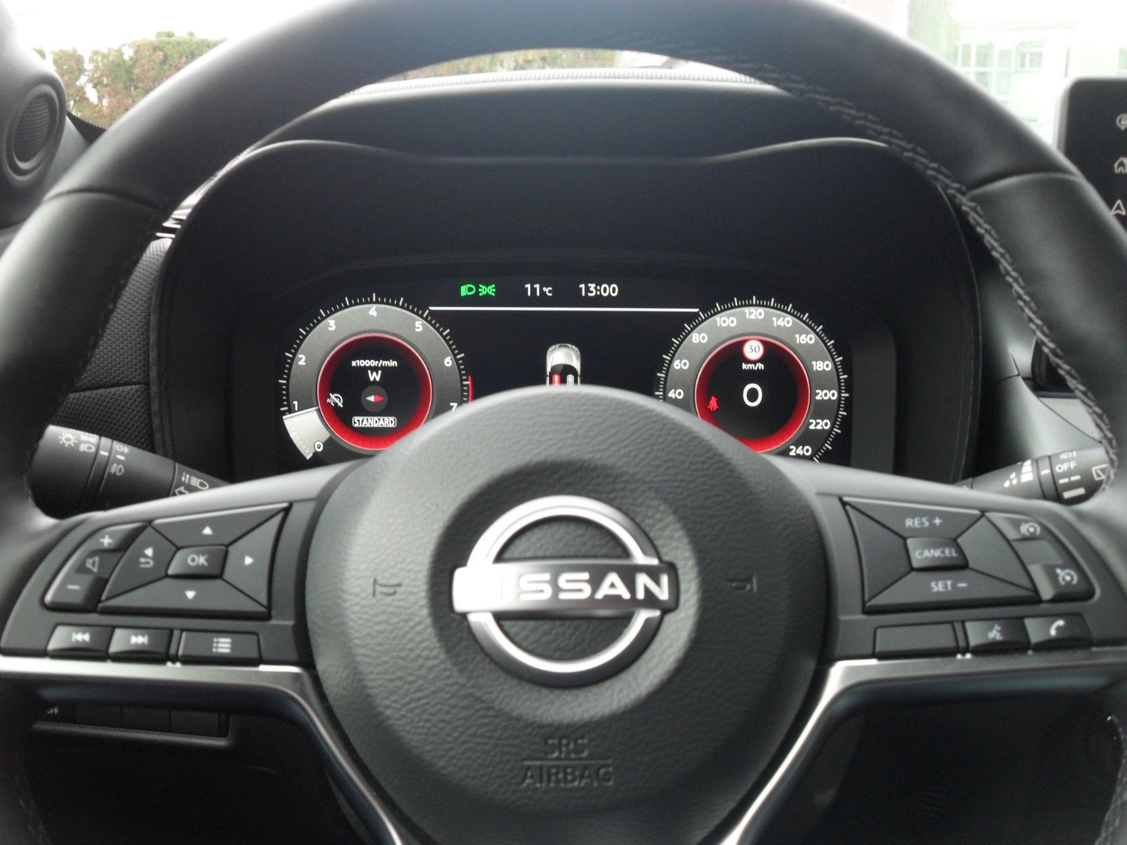 Fahrzeugabbildung Nissan Juke 1,0 N-Connecta Benzin | WP | Navi