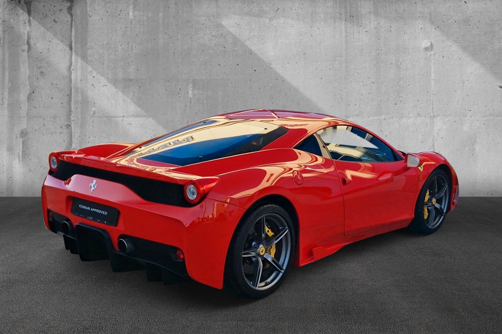 Fahrzeugabbildung Ferrari 458 Speciale*1. Hand*dt. Auto*4-Punkt Gurte*
