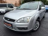 Ford Focus Lim. Ghia Klimaautomatik!!! - gebrauchte Ford Focus aus dem Jahr 2006