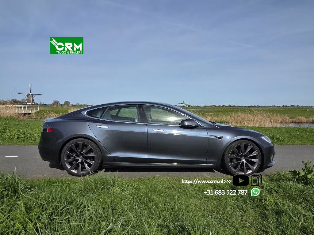 Tesla Model S imagem 2