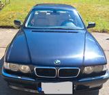 BMW 740i A - - BMW 740: Blau