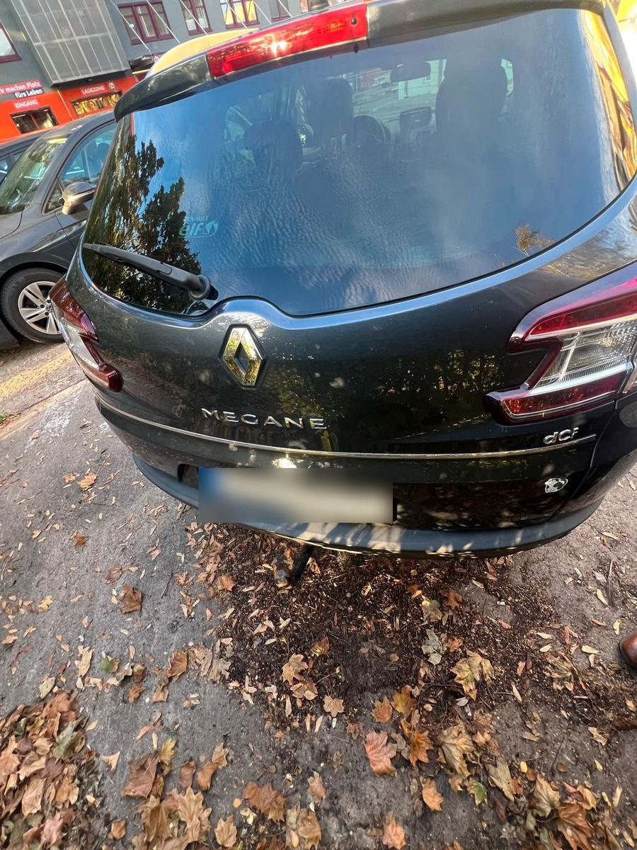 Renault Megane 2015 — engine 131 HP (96kW)