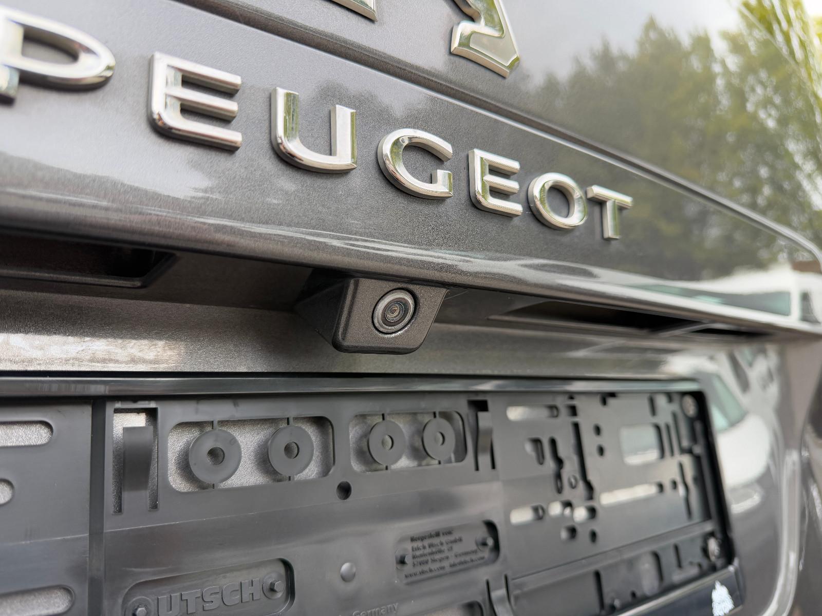 PEUGEOT TRAVELLER BUSINESS L2 /8 PLACES / PREMIERE MAIN  / / ATTELAGE | 150 ch | BVM