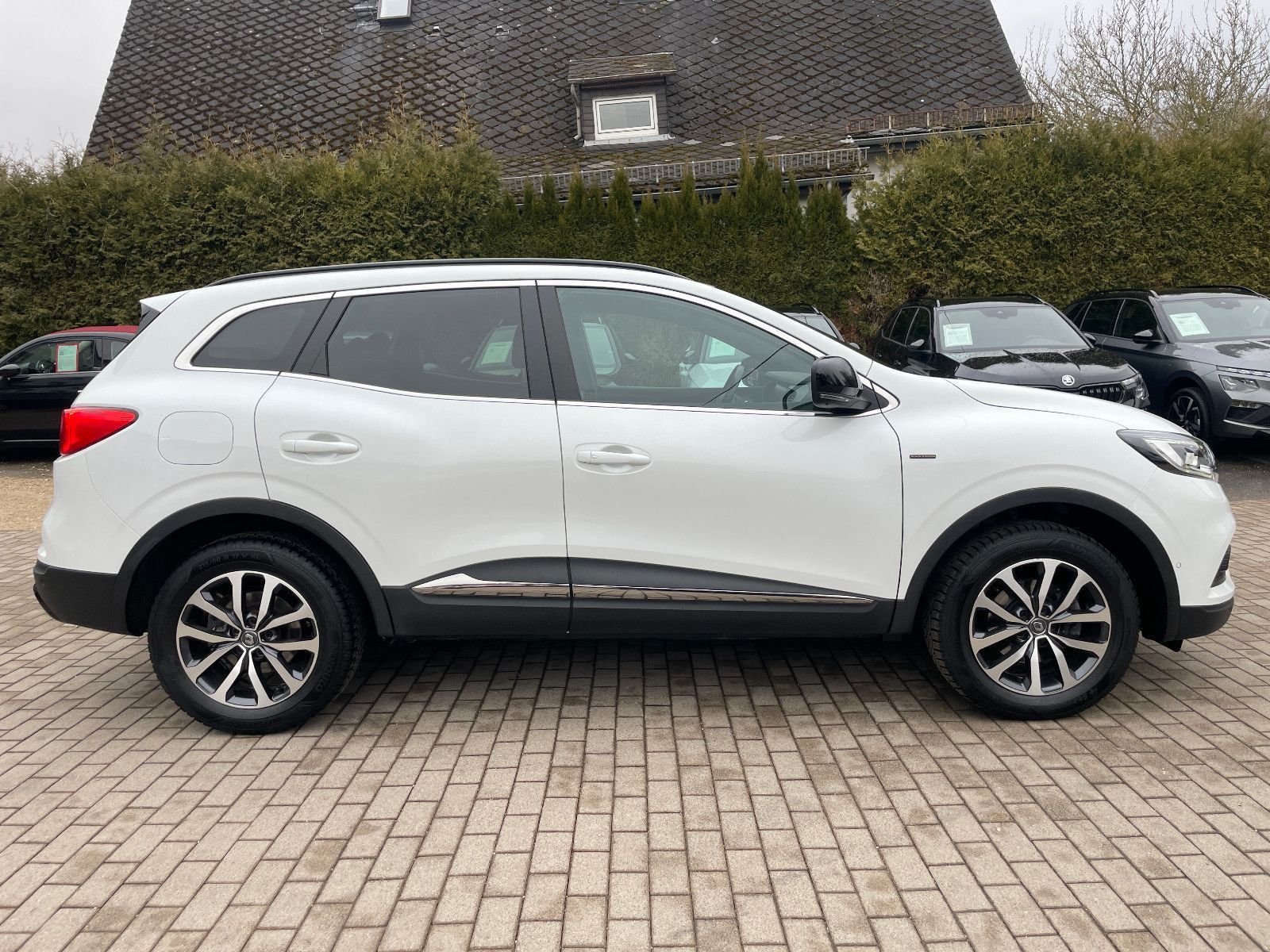 RENAULT Kadjar, 2022, Benzin, 140 PS