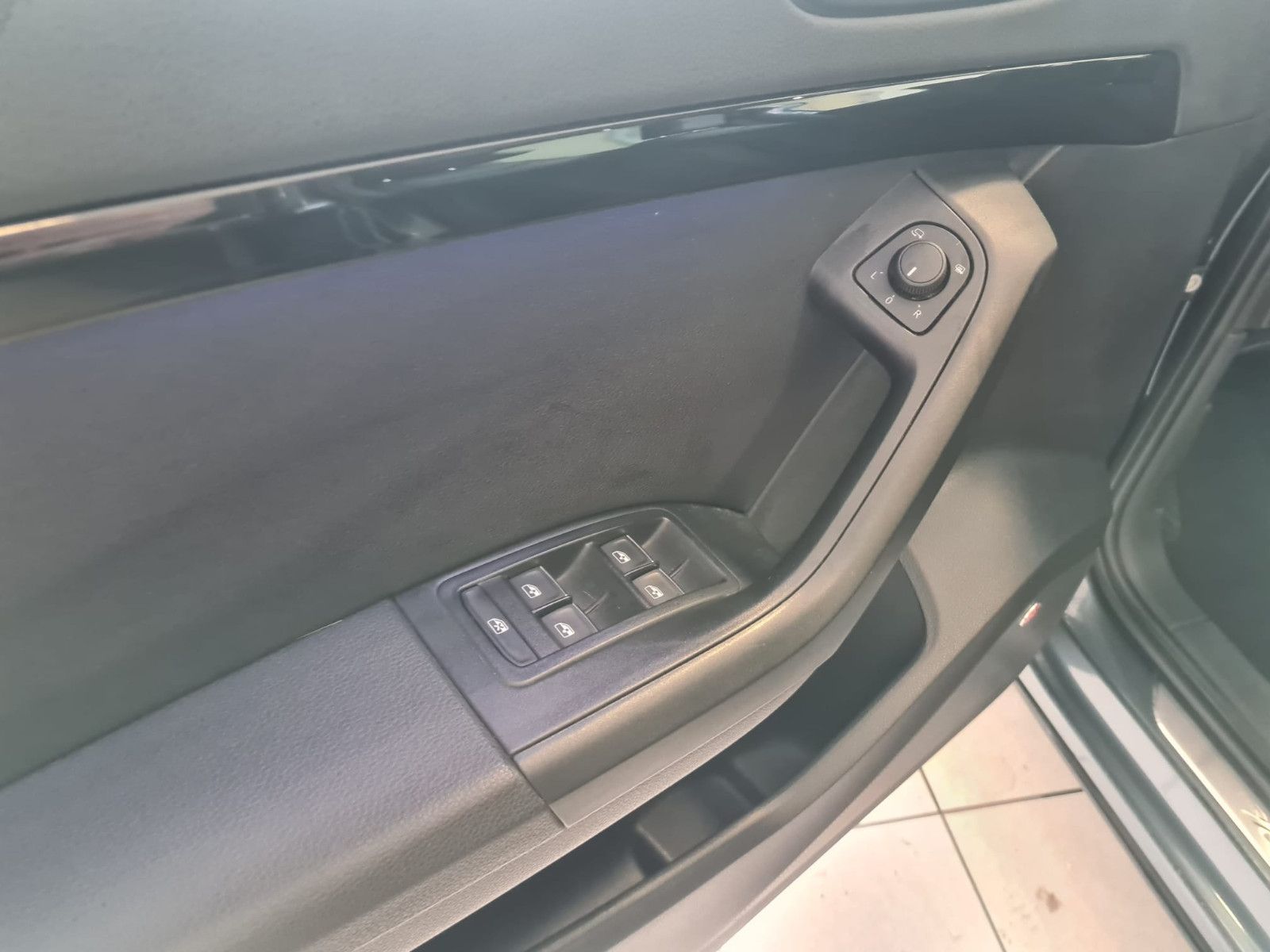 Fahrzeugabbildung SEAT Ateca Xcellence 4Drive / LED / NAVI / KAMERA