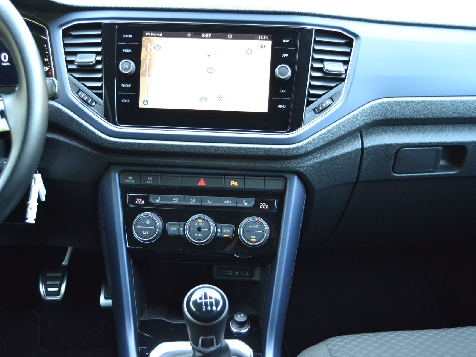 T-Roc 1.0 TSI United PLUS-PAKET/AHK/18-ZOLL/LED/