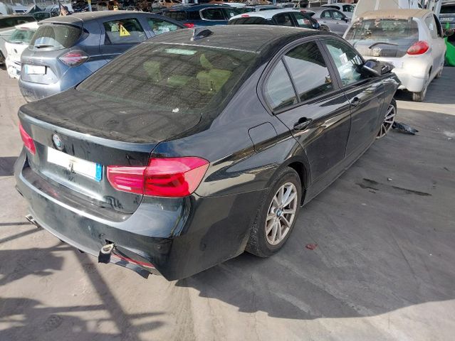 BMW SERIE 3 VI F30 LCI 318I 136