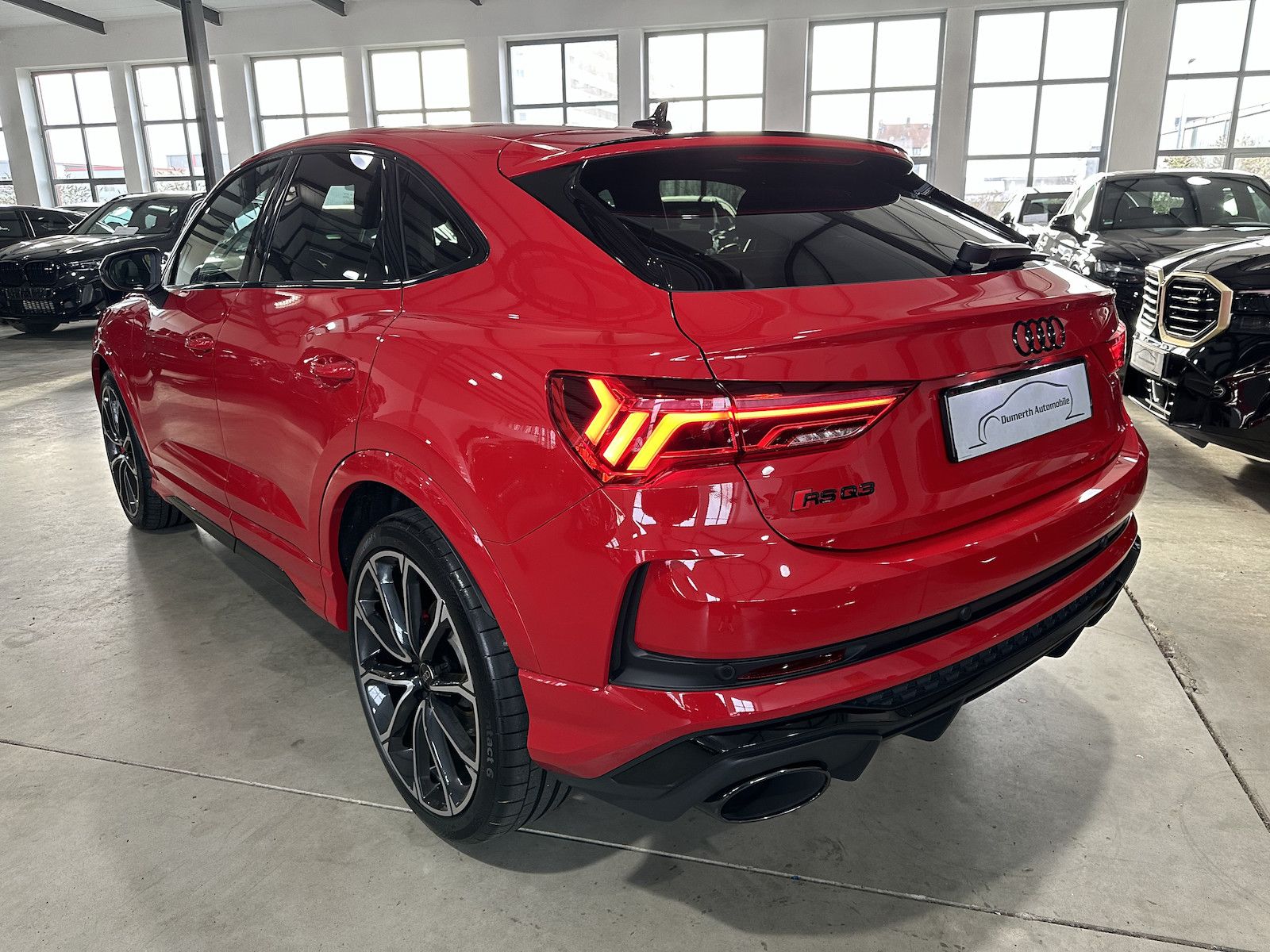 Fahrzeugabbildung Audi RS Q3 Sportback quatt/Matrix/RS-AbGas/Pano/RFK/