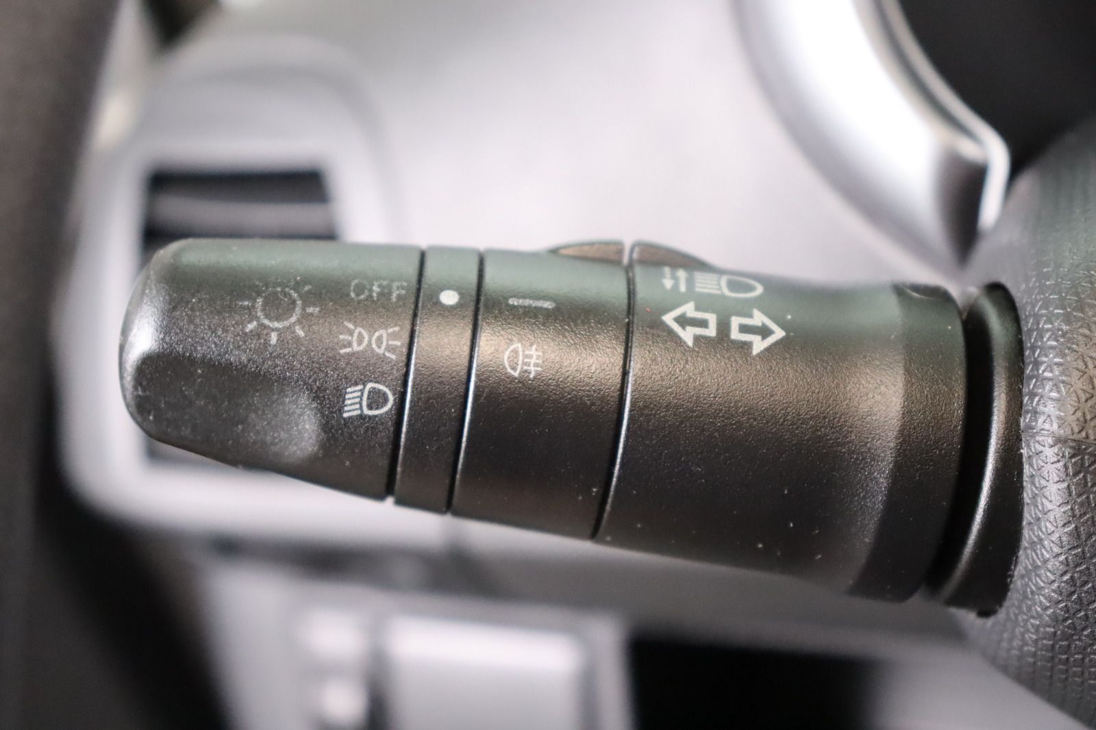 Fahrzeugabbildung Nissan Micra 1.2 * HU/AU bis 11.2026 * Klima