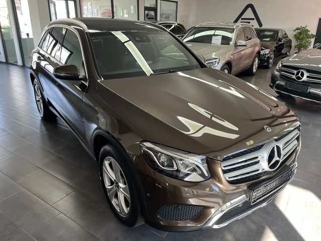 Mercedes-Benz GLC 250 4M AMG Navi/Pano/Kamera/AHK/LED/Burmeste