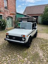 Lada Niva 4x4 Camper - : Pickup, Camper
