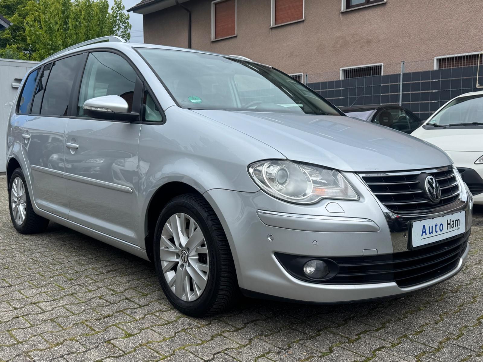 Volkswagen Touran Highline*Automatik*TÜV  Neu*