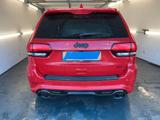 Jeep Grand Cherokee 6.4 V8 HEMI SRT - rote Jeep Grand Cherokee