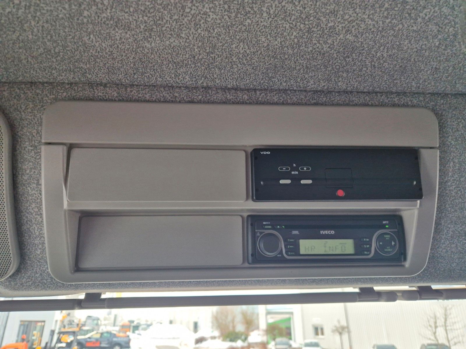 Fahrzeugabbildung Iveco Stralis AT190S31/FP CM BDF LBW unterfaltbar AHK