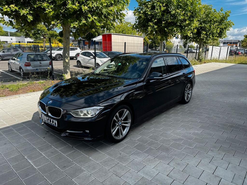 BMW 330