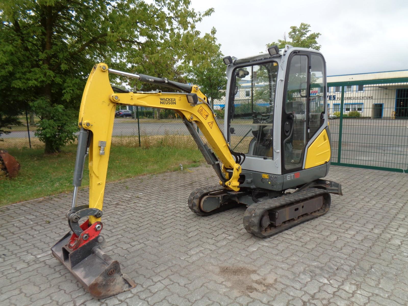 Wacker ET 18 + neue Ketten!