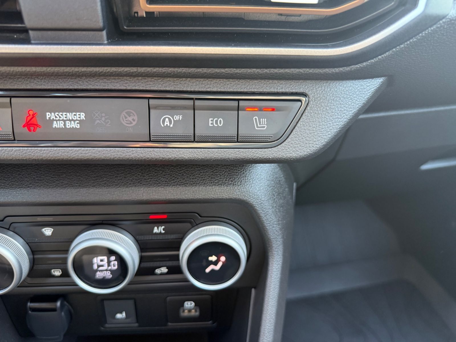 Fahrzeugabbildung Dacia Sandero III Stepway Extreme CVT, WENIG KM!